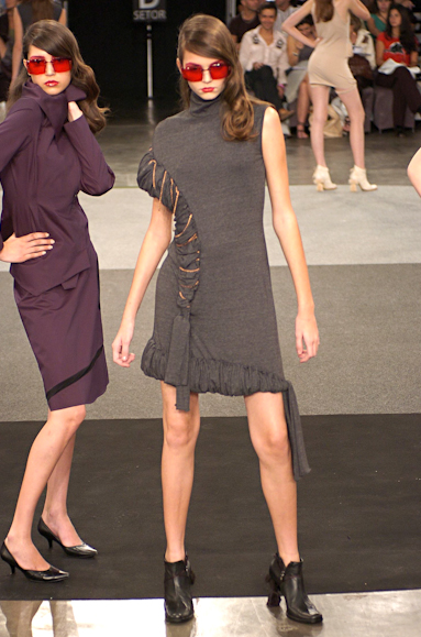 desfiles-lorenzomerlino-saopauloinverno2005rtw-103