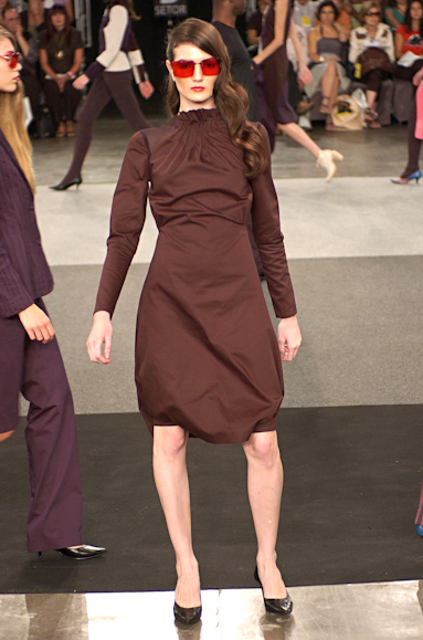 desfiles-lorenzomerlino-saopauloinverno2005rtw-108