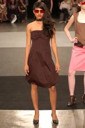 desfiles-lorenzomerlino-saopauloinverno2005rtw-113