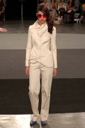 desfiles-lorenzomerlino-saopauloinverno2005rtw-125