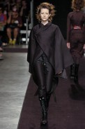 desfiles-mareunitschke-saopauloinverno2005rtw-115