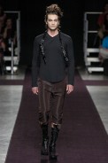 desfiles-mareunitschke-saopauloinverno2005rtw-116