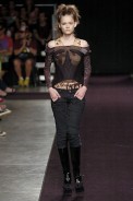 desfiles-mareunitschke-saopauloinverno2005rtw-132
