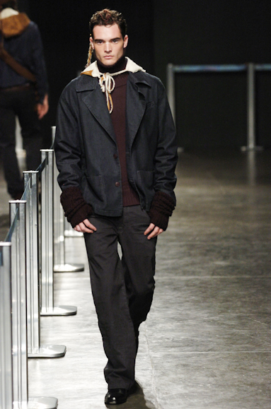 desfiles-marioqueiroz-saopauloinverno2005rtw-104
