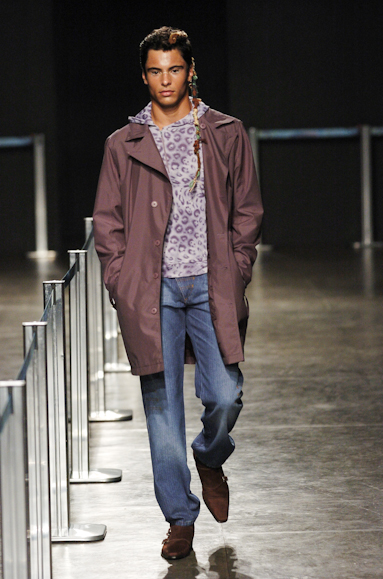 desfiles-marioqueiroz-saopauloinverno2005rtw-112