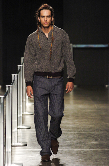 desfiles-marioqueiroz-saopauloinverno2005rtw-115