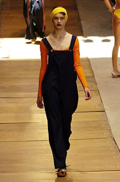 desfiles-neon-saopauloinverno2005rtw-108