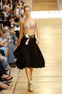 desfiles-neon-saopauloinverno2005rtw-111