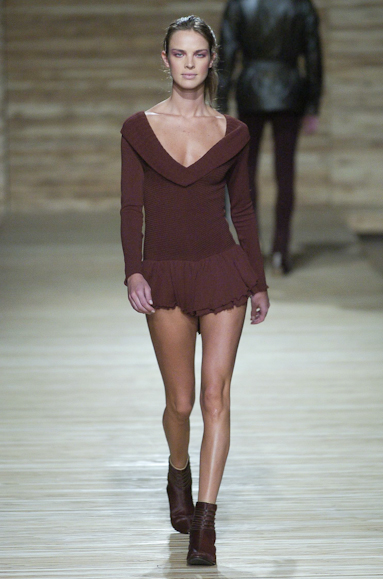 desfiles-osklen-saopauloinverno2005rtw-101