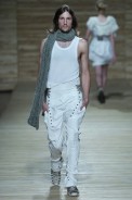 desfiles-osklen-saopauloinverno2005rtw-103