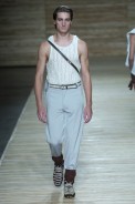 desfiles-osklen-saopauloinverno2005rtw-111