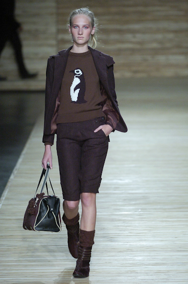 desfiles-osklen-saopauloinverno2005rtw-112