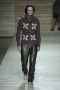 desfiles-osklen-saopauloinverno2005rtw-119