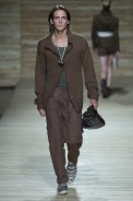 desfiles-osklen-saopauloinverno2005rtw-121
