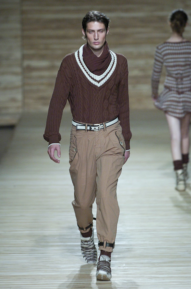 desfiles-osklen-saopauloinverno2005rtw-123