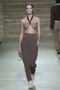 desfiles-osklen-saopauloinverno2005rtw-124