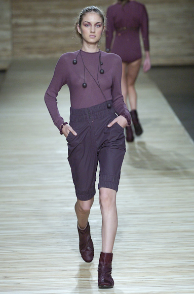 desfiles-osklen-saopauloinverno2005rtw-136