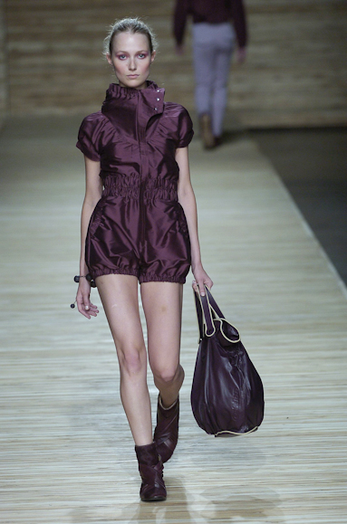 desfiles-osklen-saopauloinverno2005rtw-143