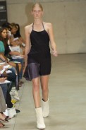 desfiles-pedrolourenco-saopauloinverno2005rtw-115
