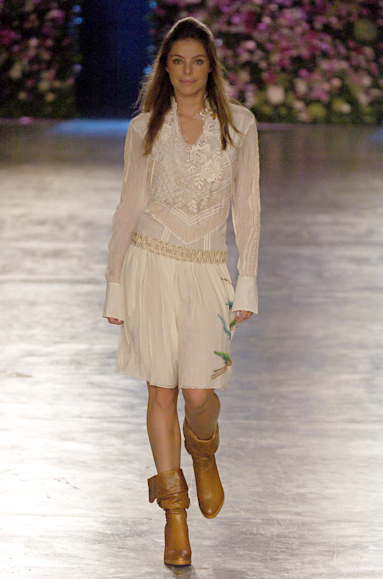 desfiles-ellus-saopauloinverno2005rtw-100