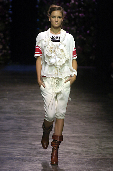 desfiles-ellus-saopauloinverno2005rtw-102