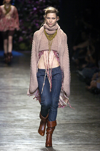 desfiles-ellus-saopauloinverno2005rtw-106