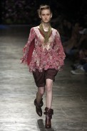 desfiles-ellus-saopauloinverno2005rtw-107