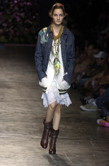 desfiles-ellus-saopauloinverno2005rtw-121