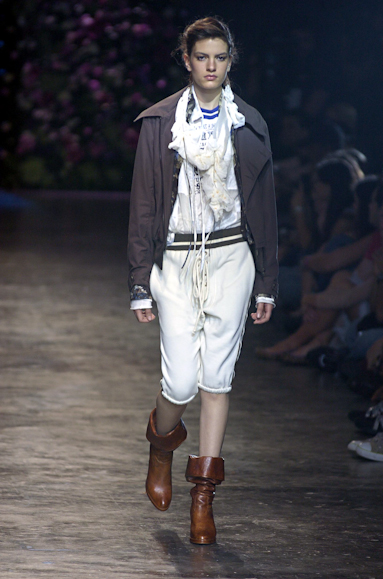 desfiles-ellus-saopauloinverno2005rtw-122