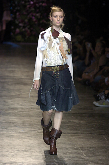 desfiles-ellus-saopauloinverno2005rtw-124
