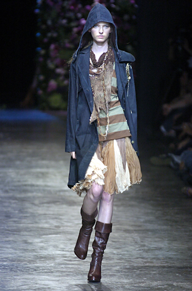 desfiles-ellus-saopauloinverno2005rtw-125