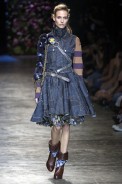 desfiles-ellus-saopauloinverno2005rtw-134