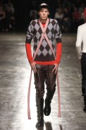 desfiles-ellusmen-saopauloinverno2005rtw-101