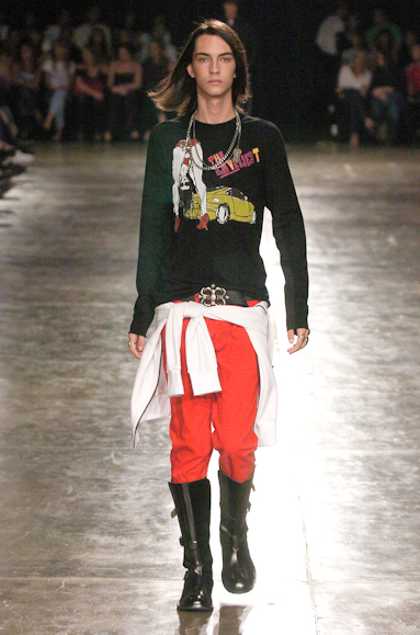 desfiles-ellusmen-saopauloinverno2005rtw-102