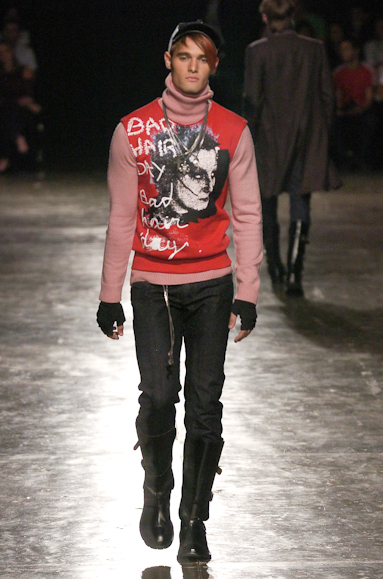 desfiles-ellusmen-saopauloinverno2005rtw-105
