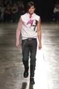 desfiles-ellusmen-saopauloinverno2005rtw-111
