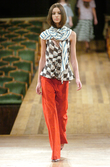 desfiles-reinaldolourenco-saopauloinverno2005rtw-107