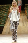 desfiles-reinaldolourenco-saopauloinverno2005rtw-109