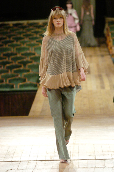 desfiles-reinaldolourenco-saopauloinverno2005rtw-121
