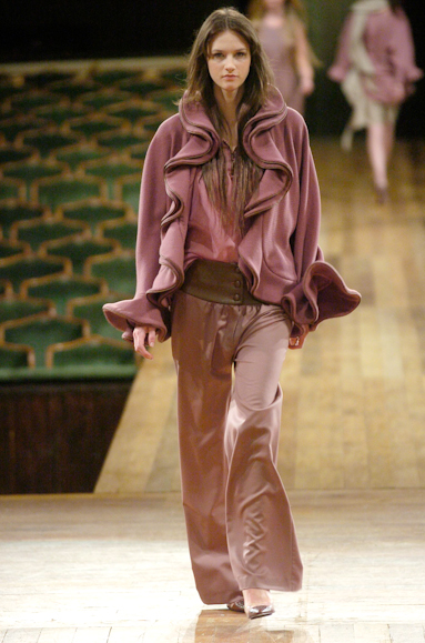 desfiles-reinaldolourenco-saopauloinverno2005rtw-124