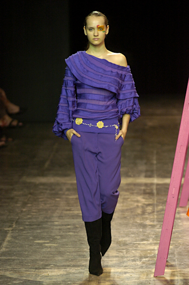 desfiles-renatoloureiro-saopauloinverno2005rtw-103
