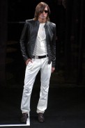 desfiles-ricardoalmeida-saopauloinverno2005rtw-106