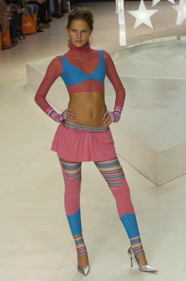 desfiles-rosacha-saopauloinverno2005rtw-104