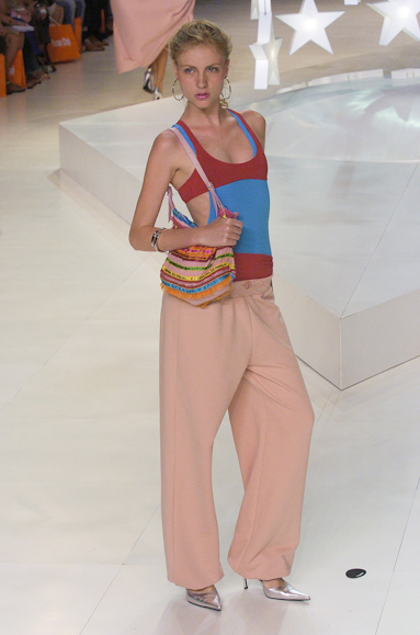 desfiles-rosacha-saopauloinverno2005rtw-111