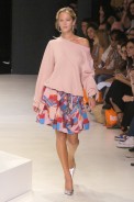 desfiles-rosacha-saopauloinverno2005rtw-121