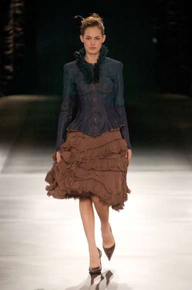 desfiles-samuelcirnansck-saopauloinverno2005rtw-105