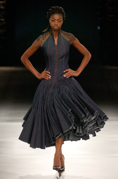 desfiles-samuelcirnansck-saopauloinverno2005rtw-106