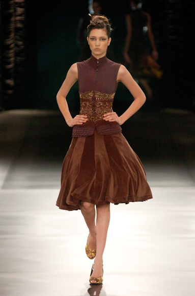 desfiles-samuelcirnansck-saopauloinverno2005rtw-113