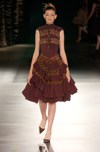 desfiles-samuelcirnansck-saopauloinverno2005rtw-116
