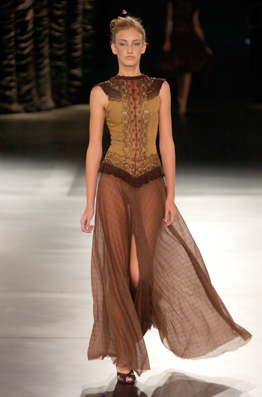 desfiles-samuelcirnansck-saopauloinverno2005rtw-120